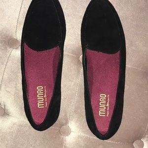 Munro Black suede loafers size 10 SS